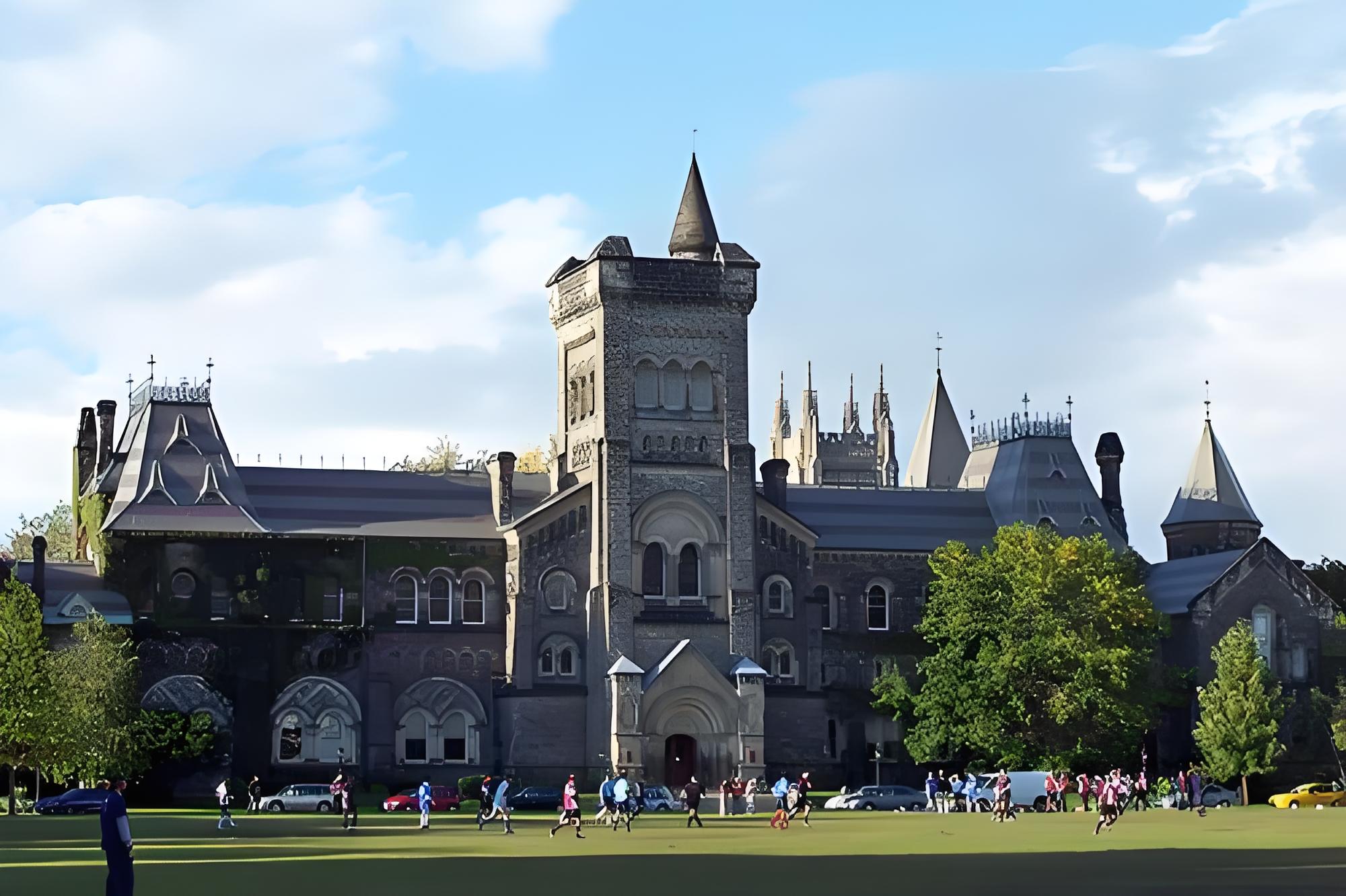 恭喜：S同学获加拿大TOP1多伦多大学录取！